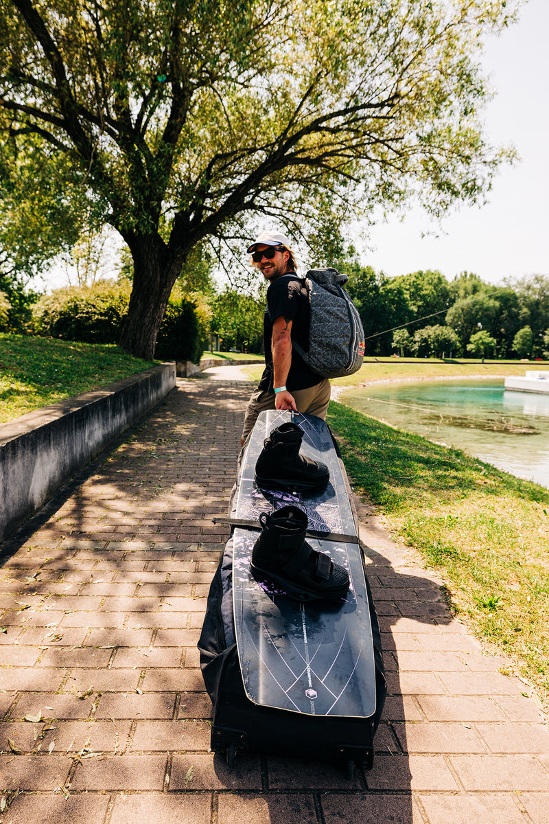 Luggage and Cases – OneWake